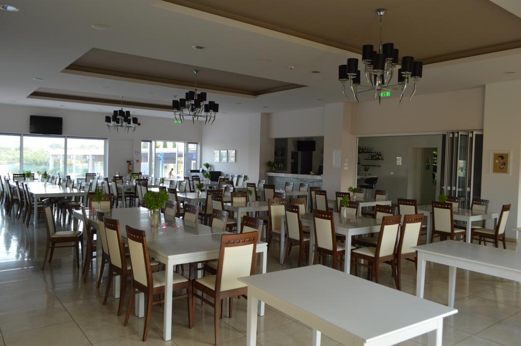 Apartment Nearby Golden Coast Protaras Bagian luar foto